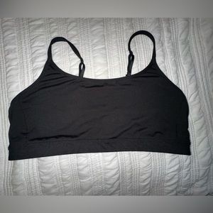 Old navy go dry sports bra